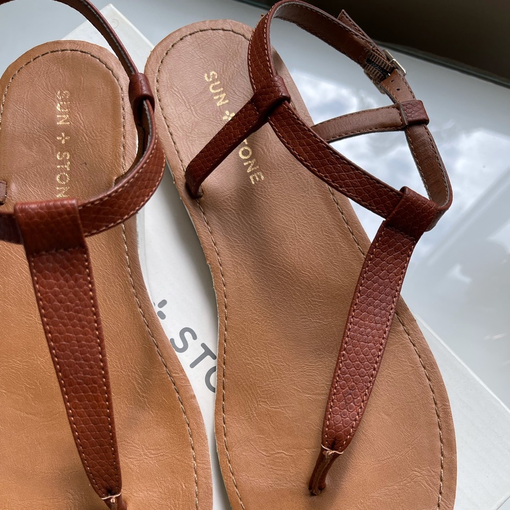 Sandals - Picture 6 of 7